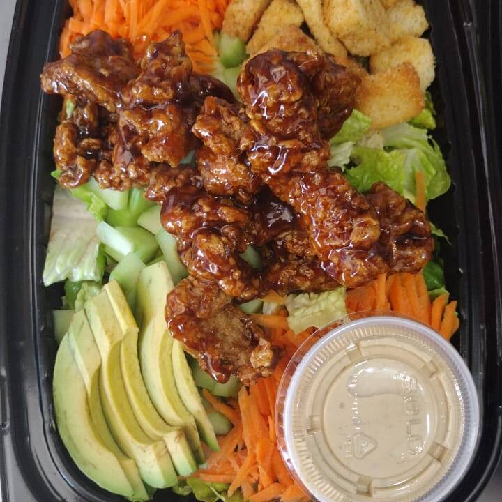 ENSALADA BONELESS BBQ