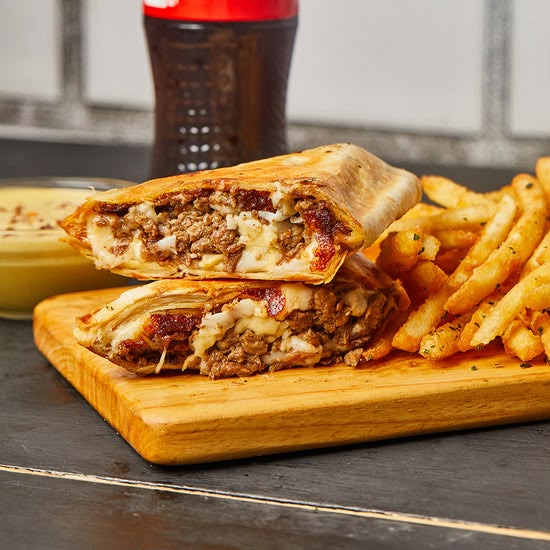 Quesadilla Milanesa + Papas + Refresco