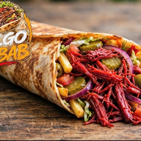 carne seca, maionese da casa, cebola, tomate, azeitona, picles, batata frita e repolho temperado