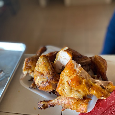 1/2 Pollo Rostizado Adobado (rinde 1 Ó 2 Pers) CTO