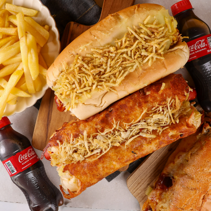 Escolha 3 hotdogs de sua preferencia + 3 refris P de sua escolha + 3 batatas