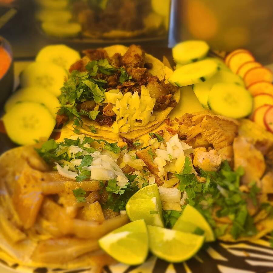 5 Tacos de Carnitas