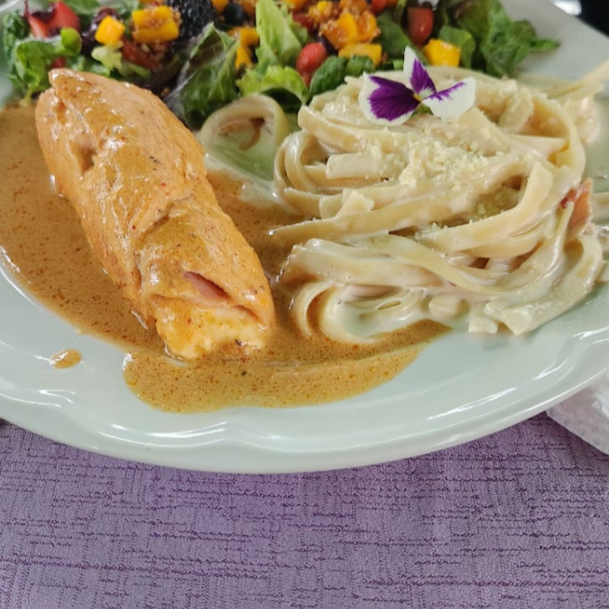 PECHUGA DE POLLO RELLENA
