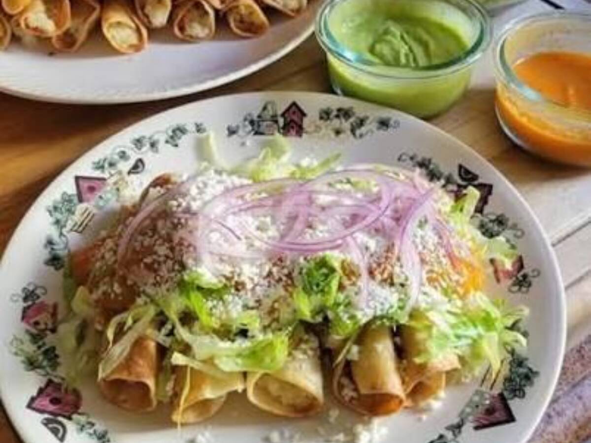 DELICIAS SANDOVAL
