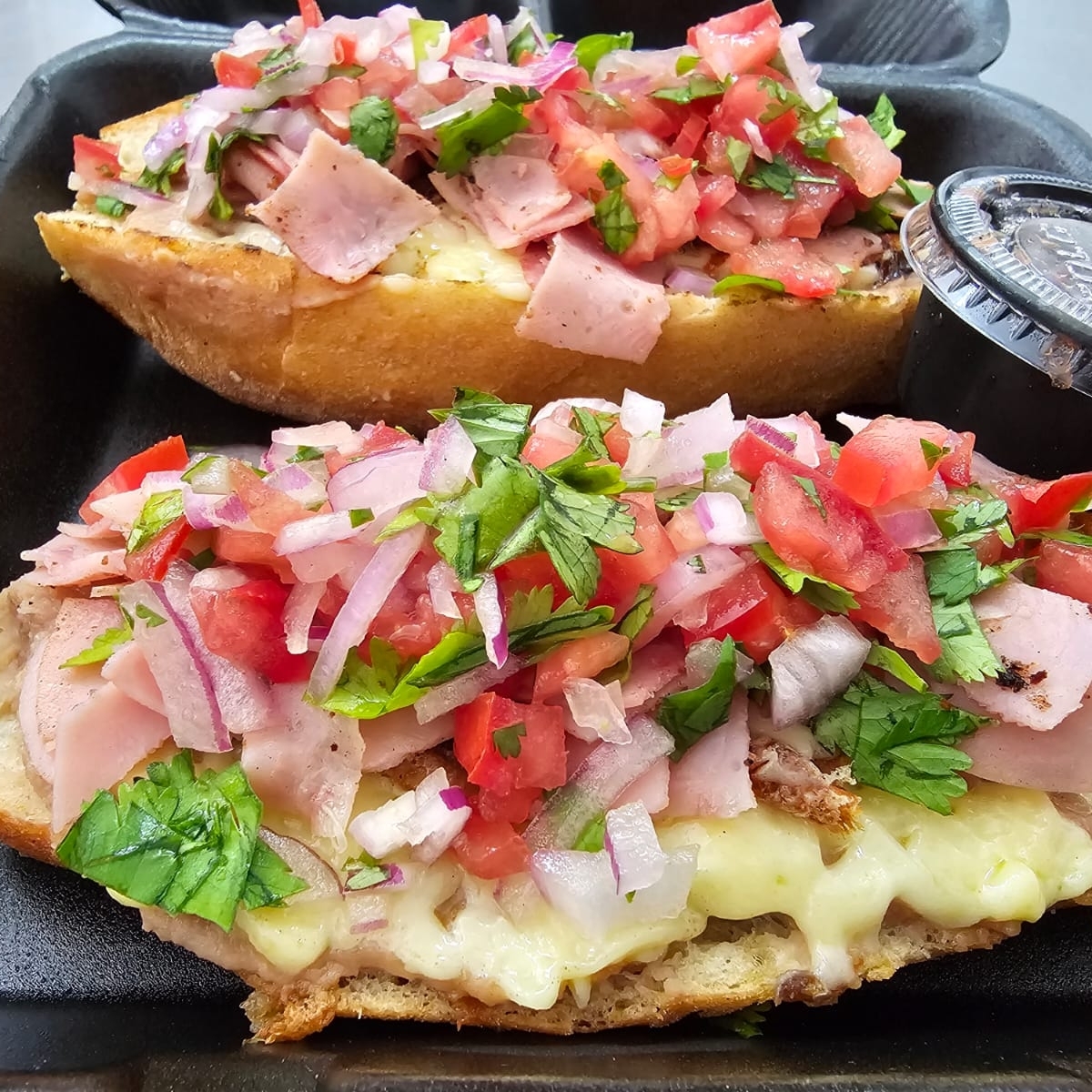 Molletes salados