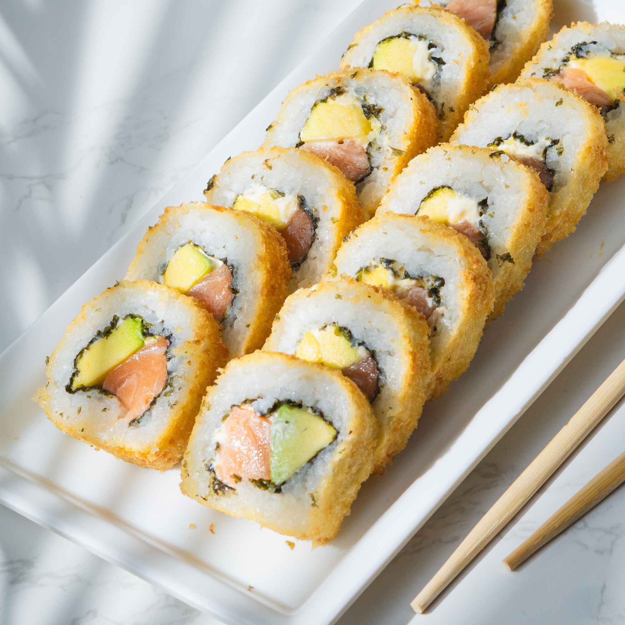 12 Bocados Philadelphia Tempura Sushi