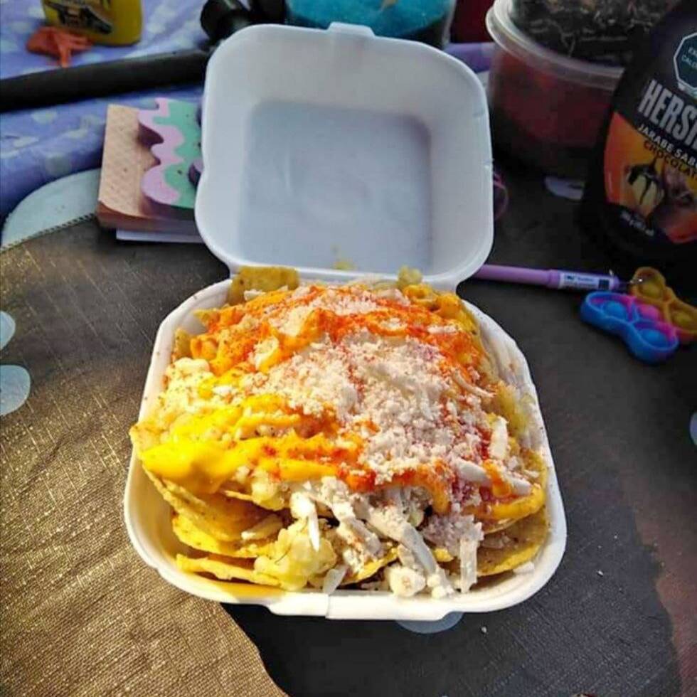 Nachos Preparados Con Elote