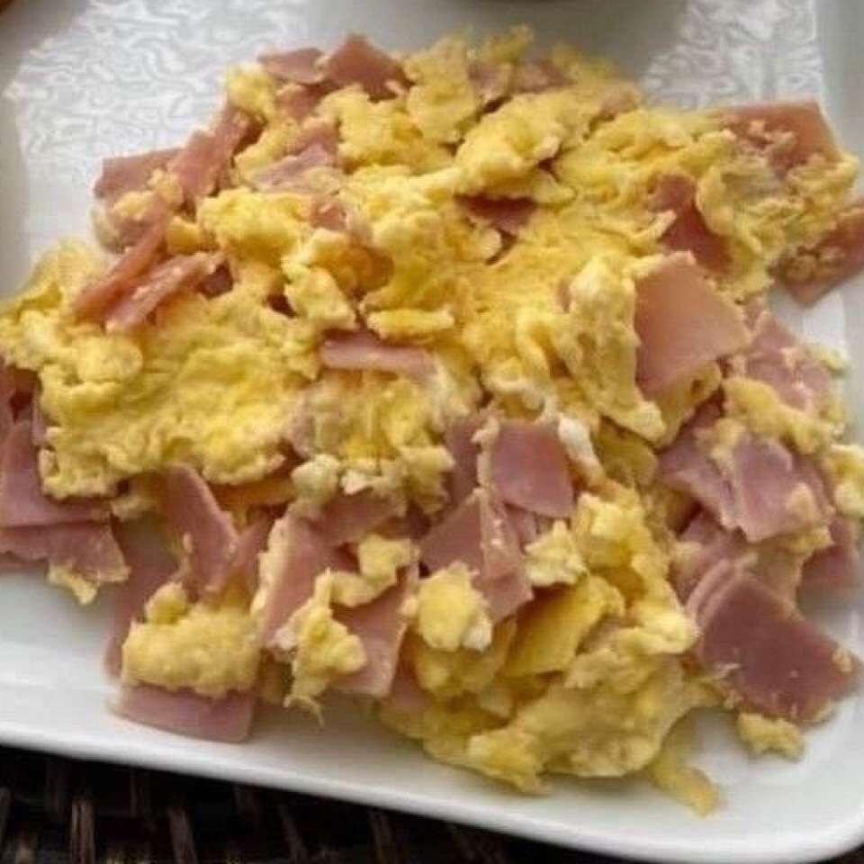 Huevos + Café