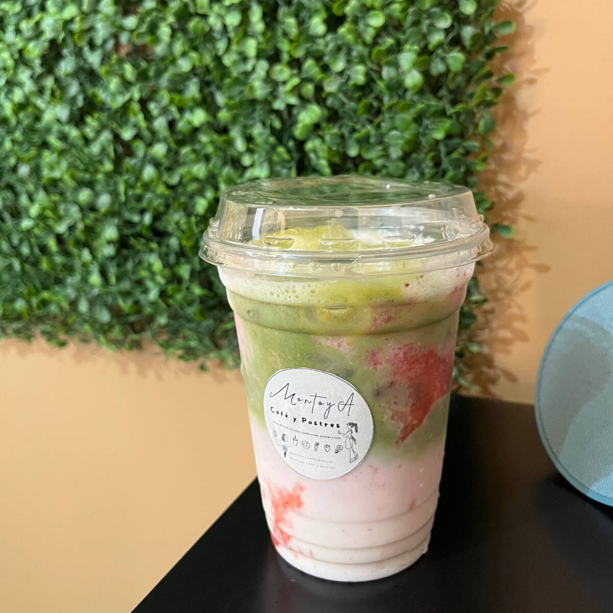 Strawberry Matcha Latte 16 Oz