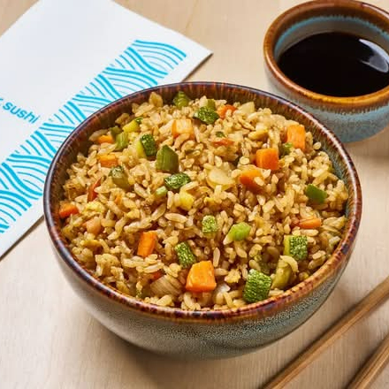 Yakimeshi Verduras – Arroz Salteado con Verduras