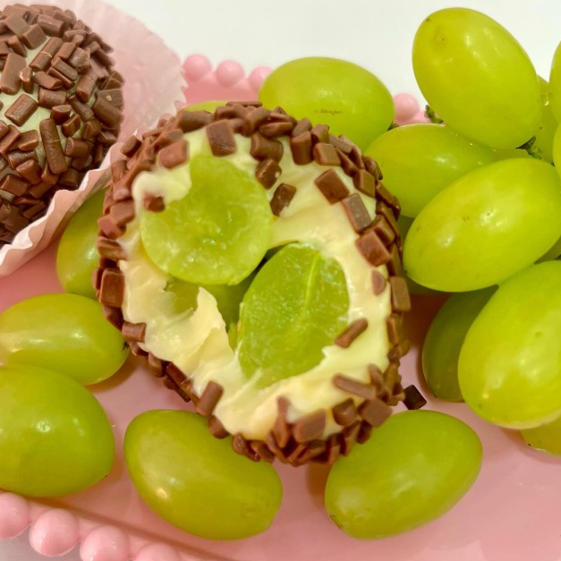 3 Brigadeiros Enoooormes para você se deliciar ou para dividir :)