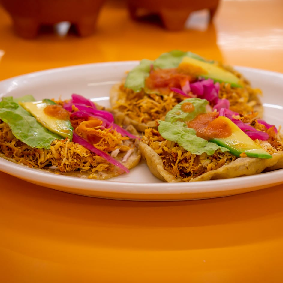 Panuchos Pollo