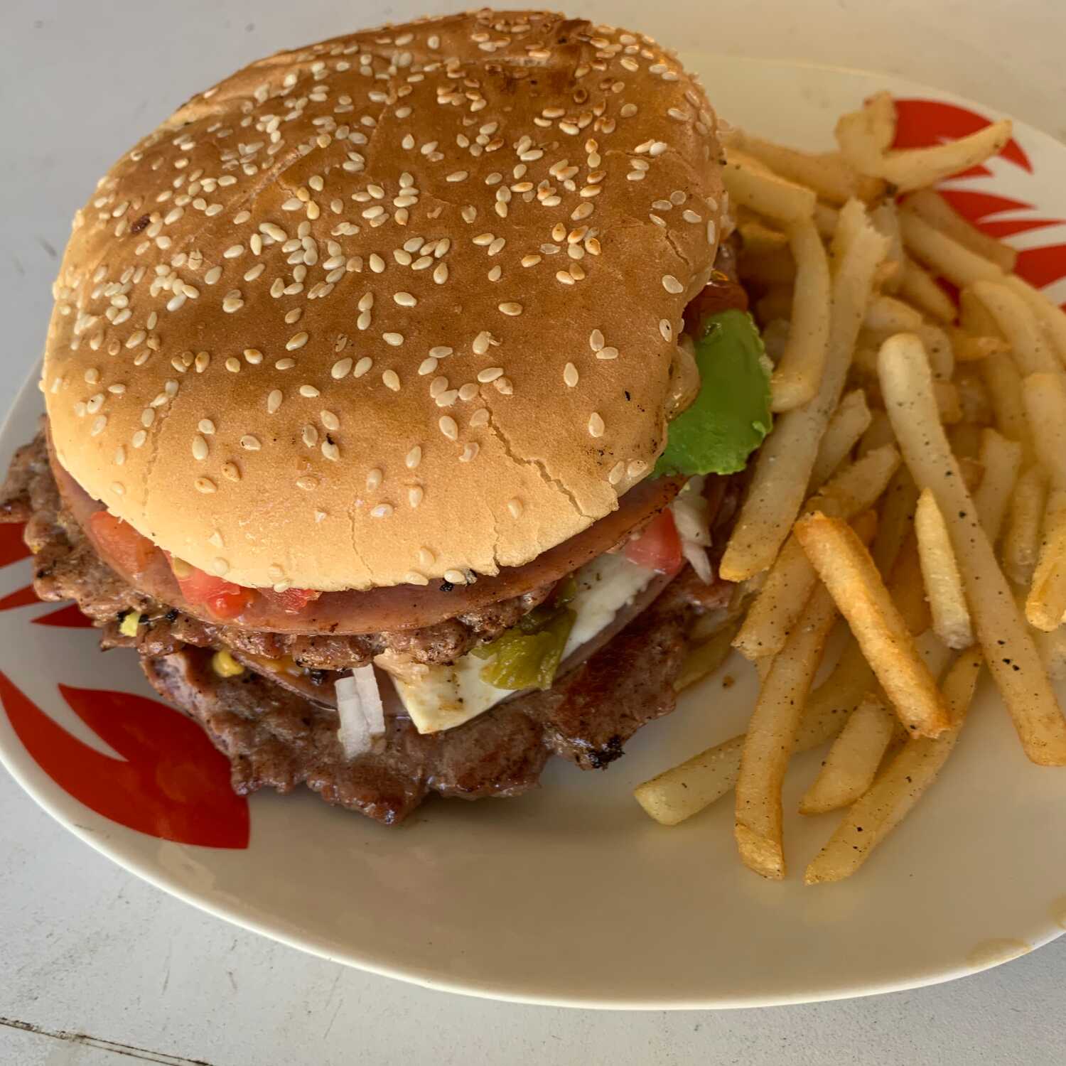 HAMBURGUESA DE POLLO CON PAPAS