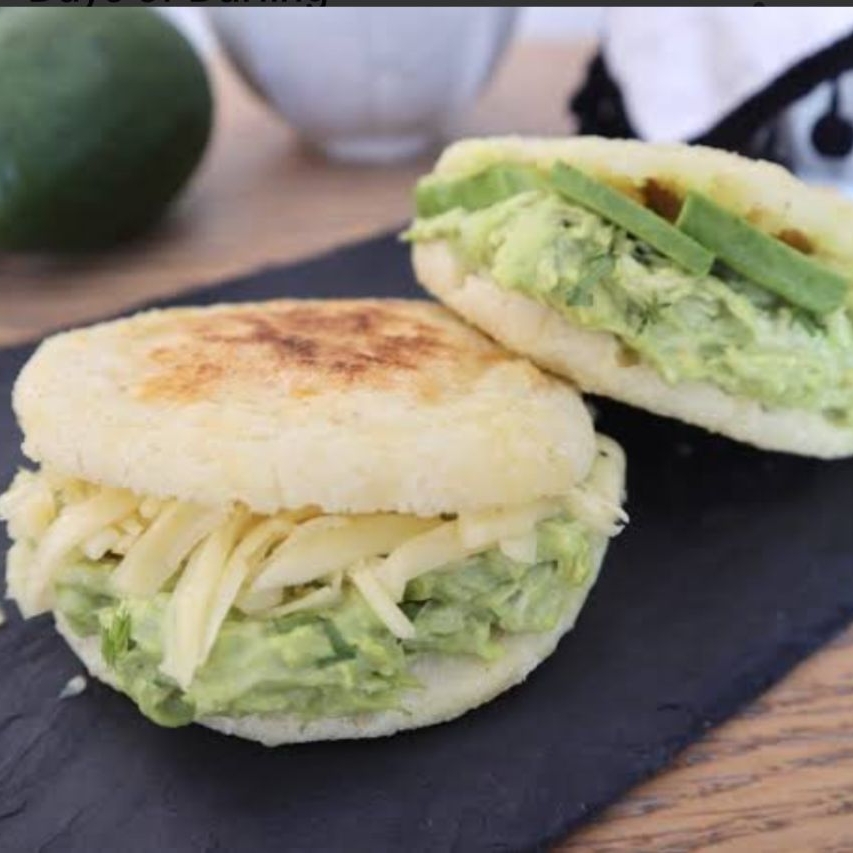 AREPA REINA PEPIADA