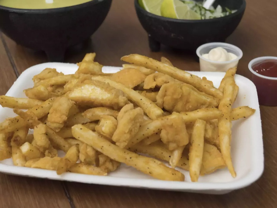 Trocitos De Pollo Empanizado