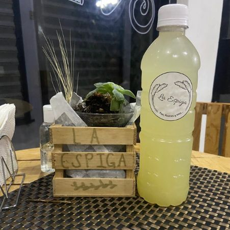 Agua de Pepino con Limon