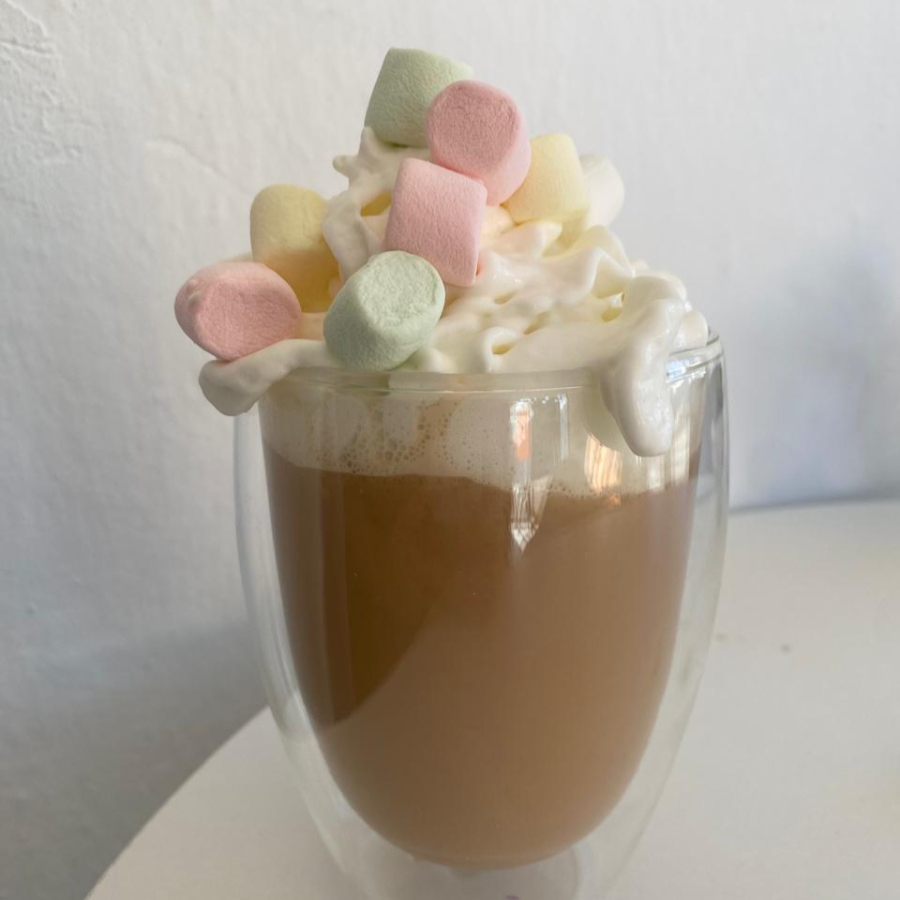 CHOCOLATE CALIENTE CON BOMBONES