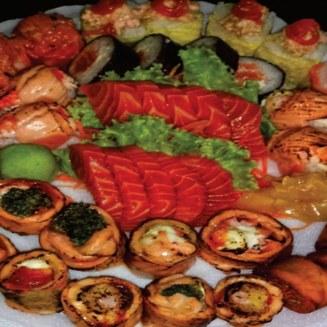 10 SASHIMI DE SALMÃO, 05 HOT ROLL, 03 IIDO SAM, 04 CAMARÃO IMPERIAL, 04 ACELGA MAKI, 04 FILADÉLFIA LIGHT, 04 DYOU DE SALMÃO, 11 MAÇARICADO