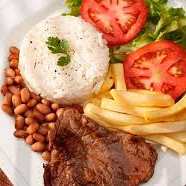 ARROZ, FEIJÃO , BATATA FRITA,BIFE DE BOI E SALADA