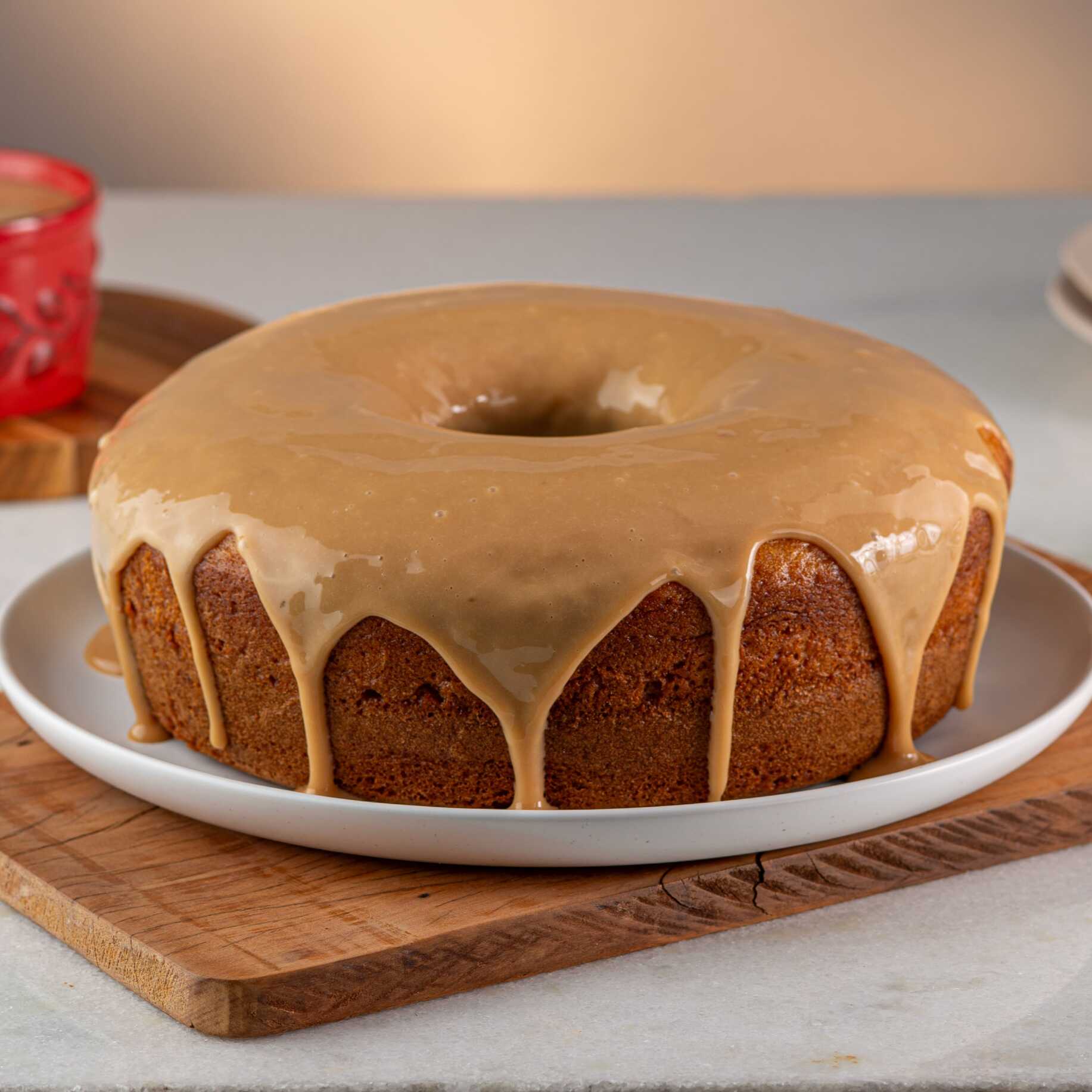 Delicioso Bolo caseiro de leite, com doce de leite na massa. Opção de cobertura: doce de leite. Imagem meramente ilustrativa.
Bolo pequeno serve até 8 fatias
Bolo grande serve até 16 fatias