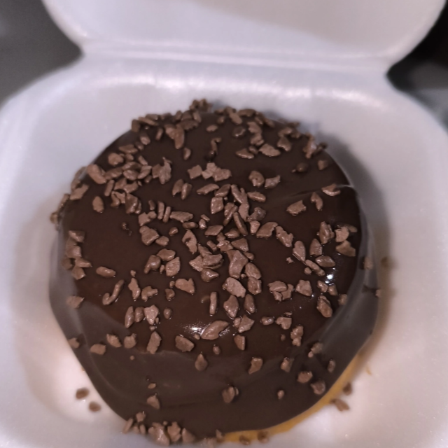 Gigante no sabor! Massa fofinha + recheio cremoso e intenso de chocolate 50% cacau 🤎 Perfeito pra matar aquela vontade de doce com muito sabor!