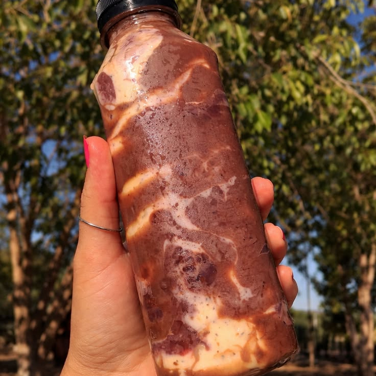 Açaí, leite em pó, leite condensado e creme de avelã