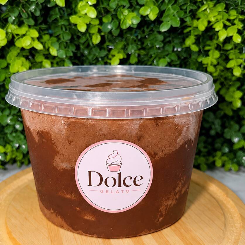 Nosso delicioso sorvete de Ferrero Rocher