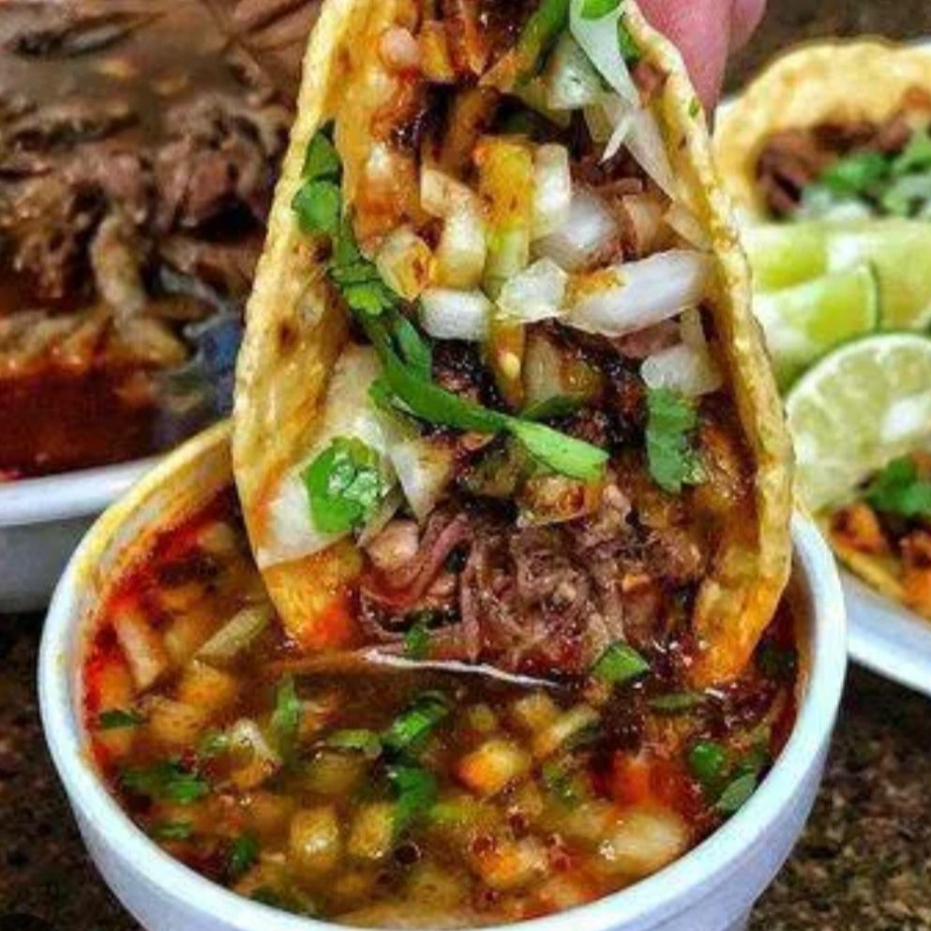COMBO 1 QUESABIRRIA CON CONSOME