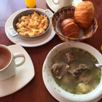 Caldo de Costilla + Huevos