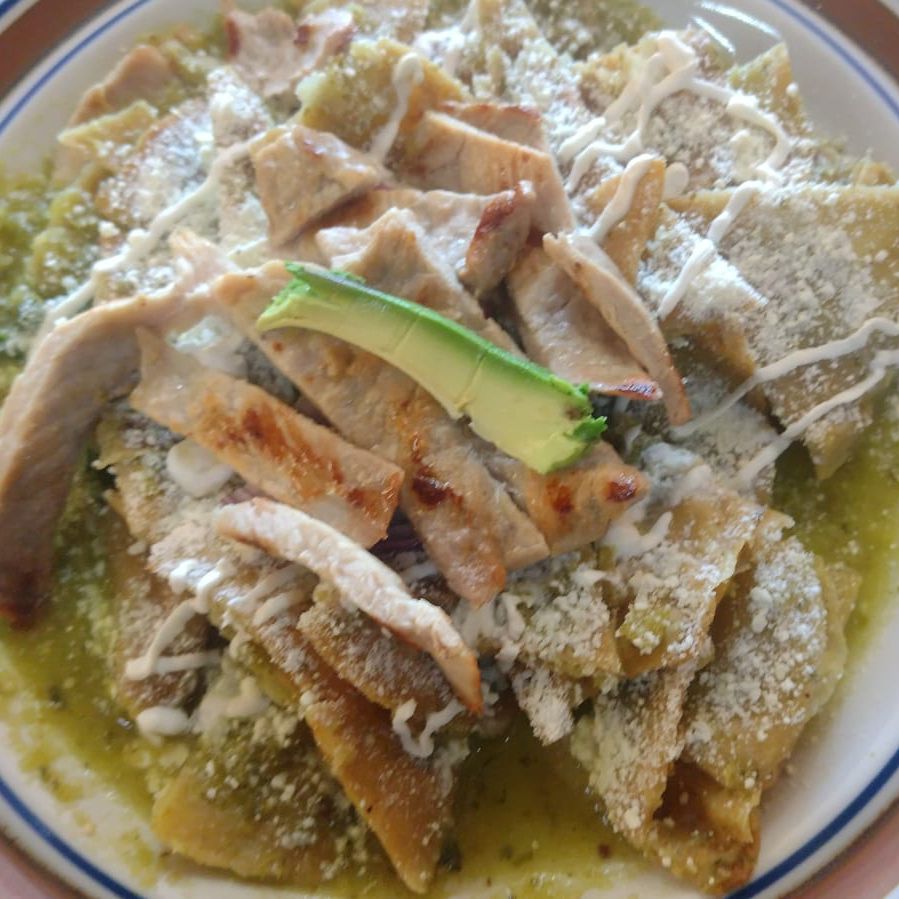 Chilaquiles con Bistec