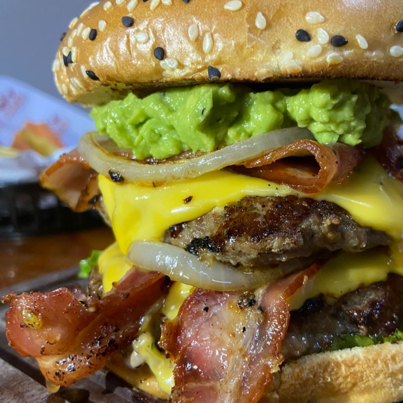 Guacamole Bacon con papas