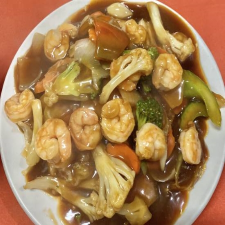 46--Chop Suey con Camarones en Salsa de Ostiones
