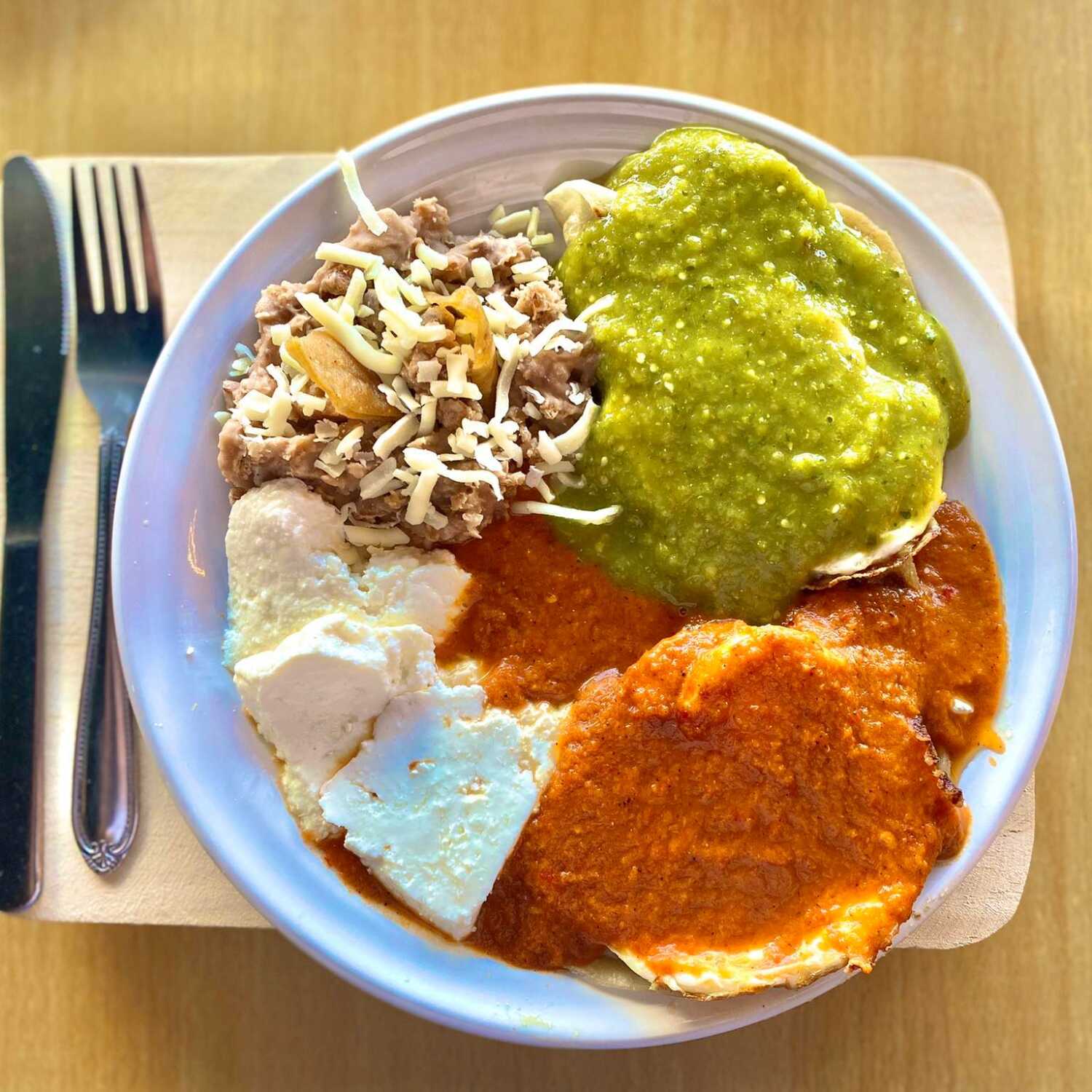 HUEVOS DIVORCIADOS