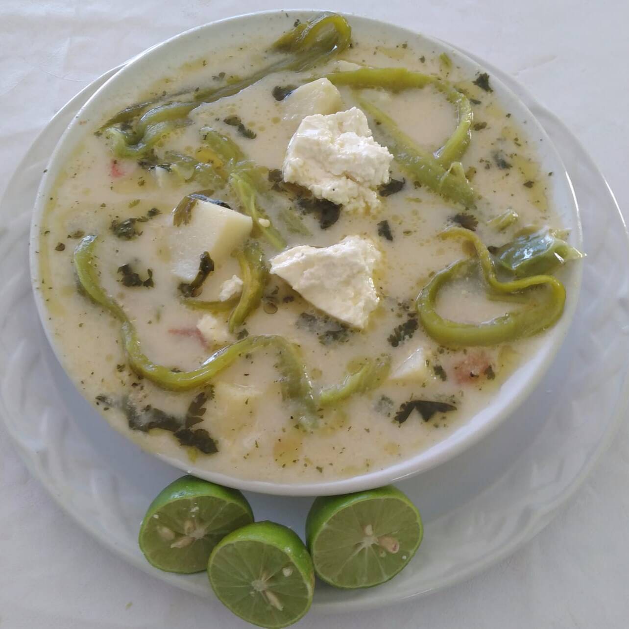 CALDO DE QUESO