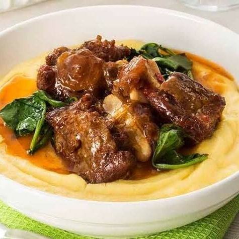 Polenta com Costela Bovina / Angu com Costela Bovina