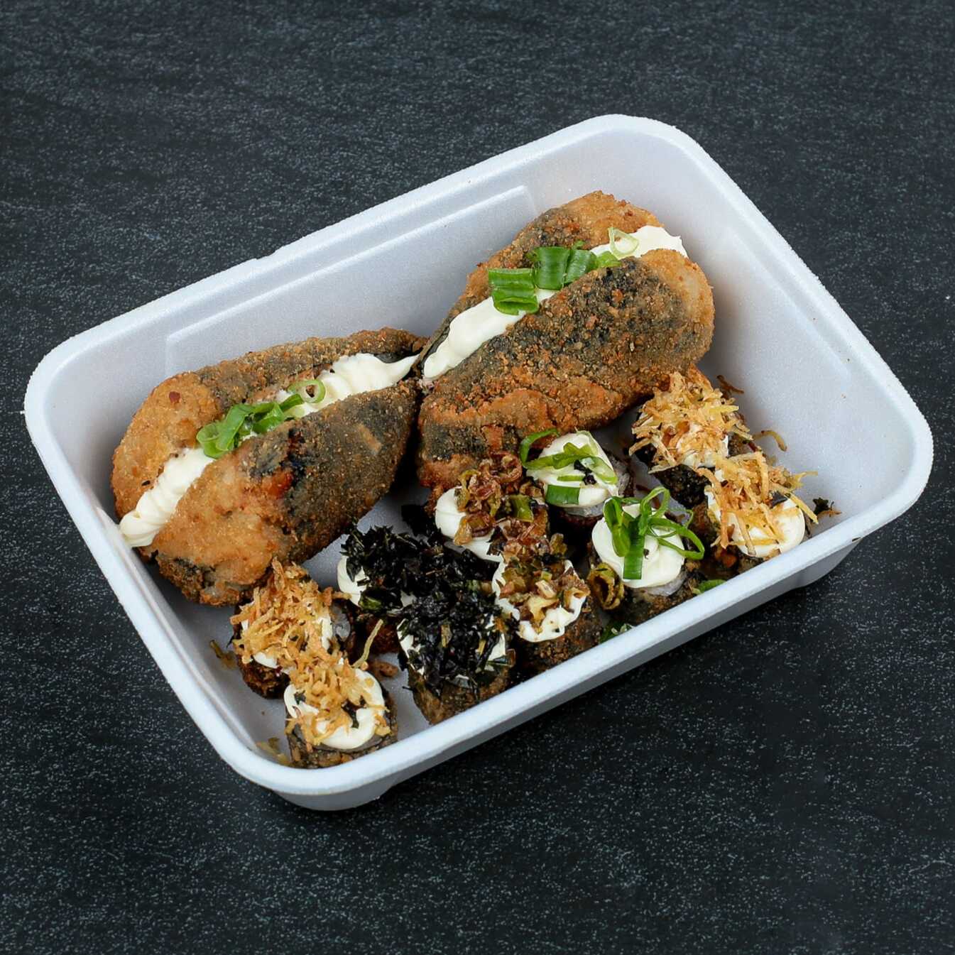 10 Hot + 2 Temaki