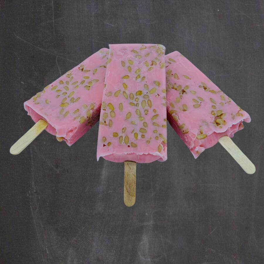 Paleta de Piñón de Leche