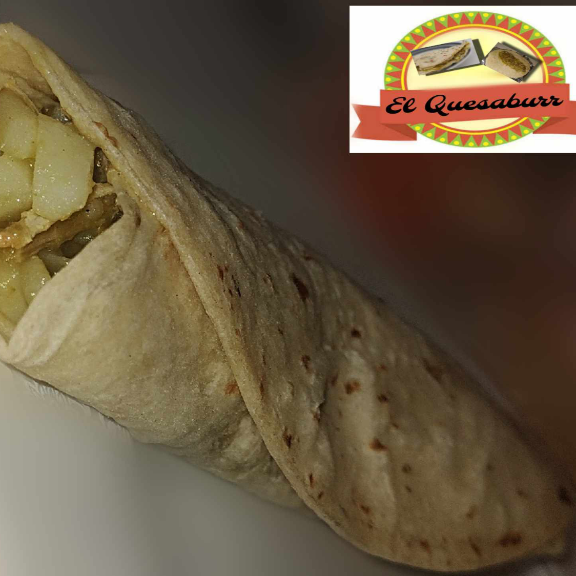 Burrito de Deshebrada en Salsa Verde