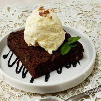 Brownie con Helado