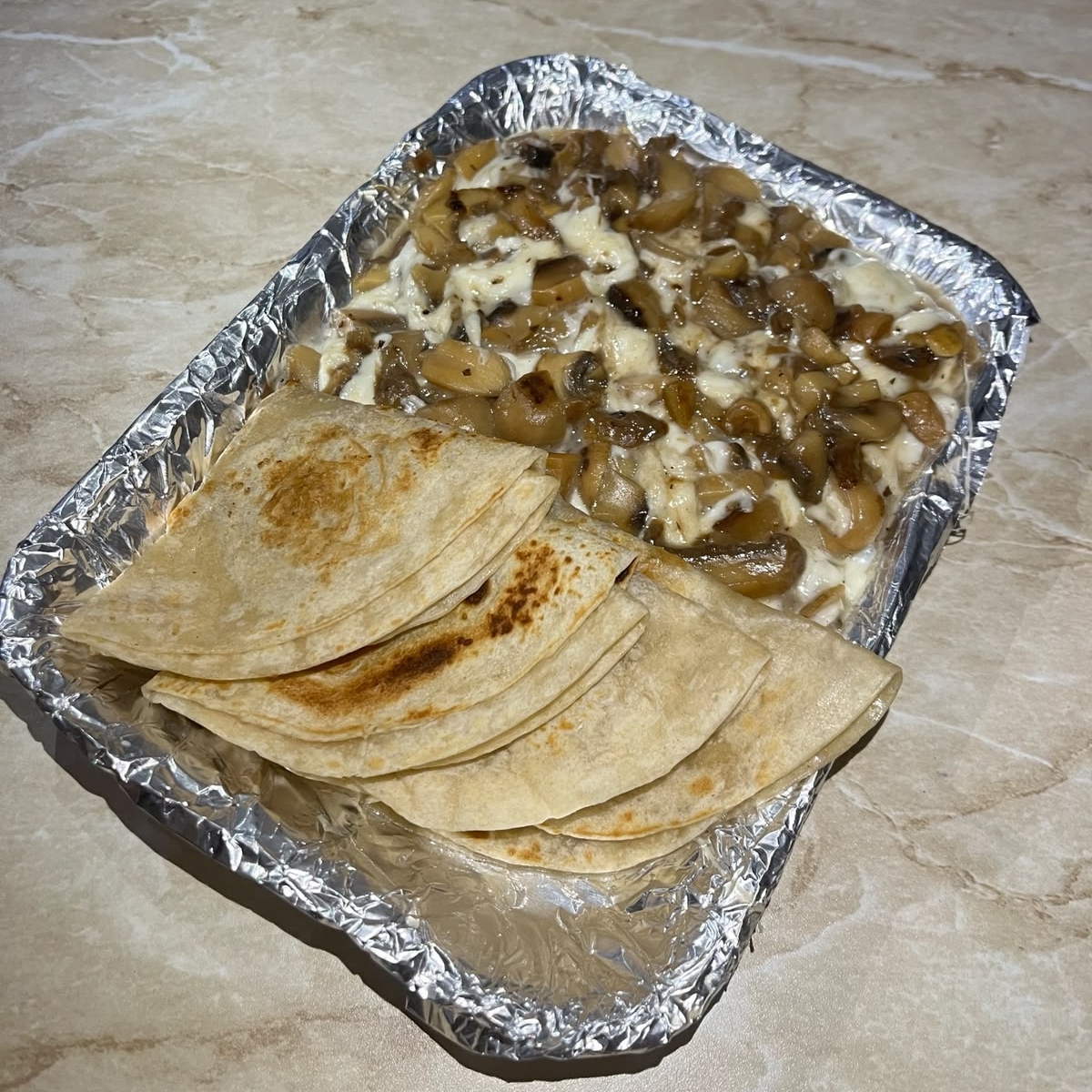 CHAMPIÑONES