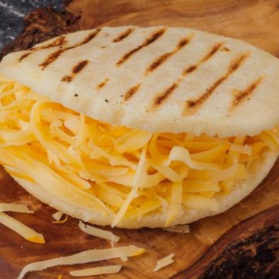 Arepa con Queso