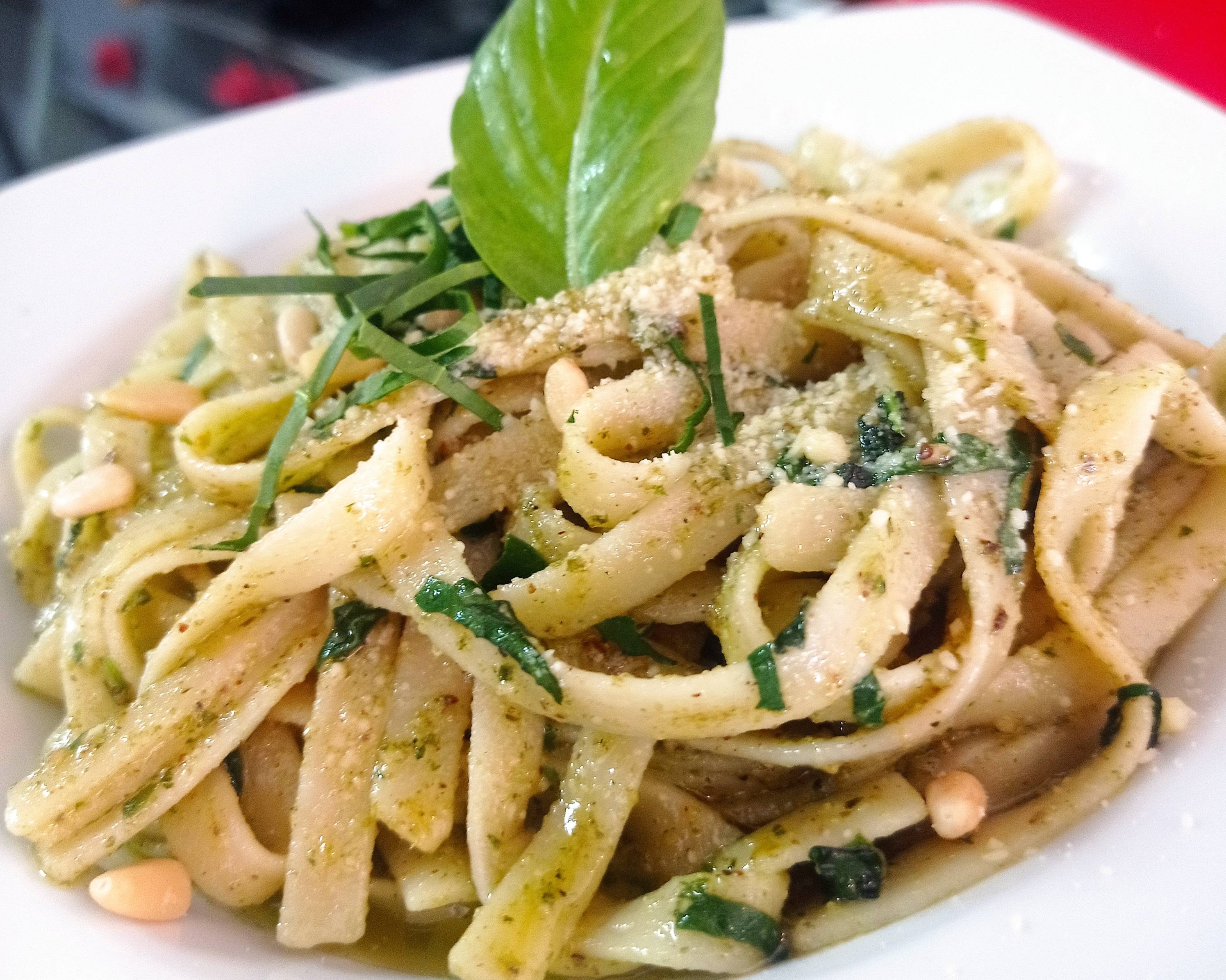 FETUCCINI AL PESTO