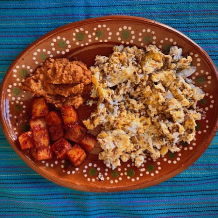 Huevos con Tocino
