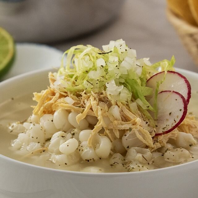 Litro de Pozole de Pollo
