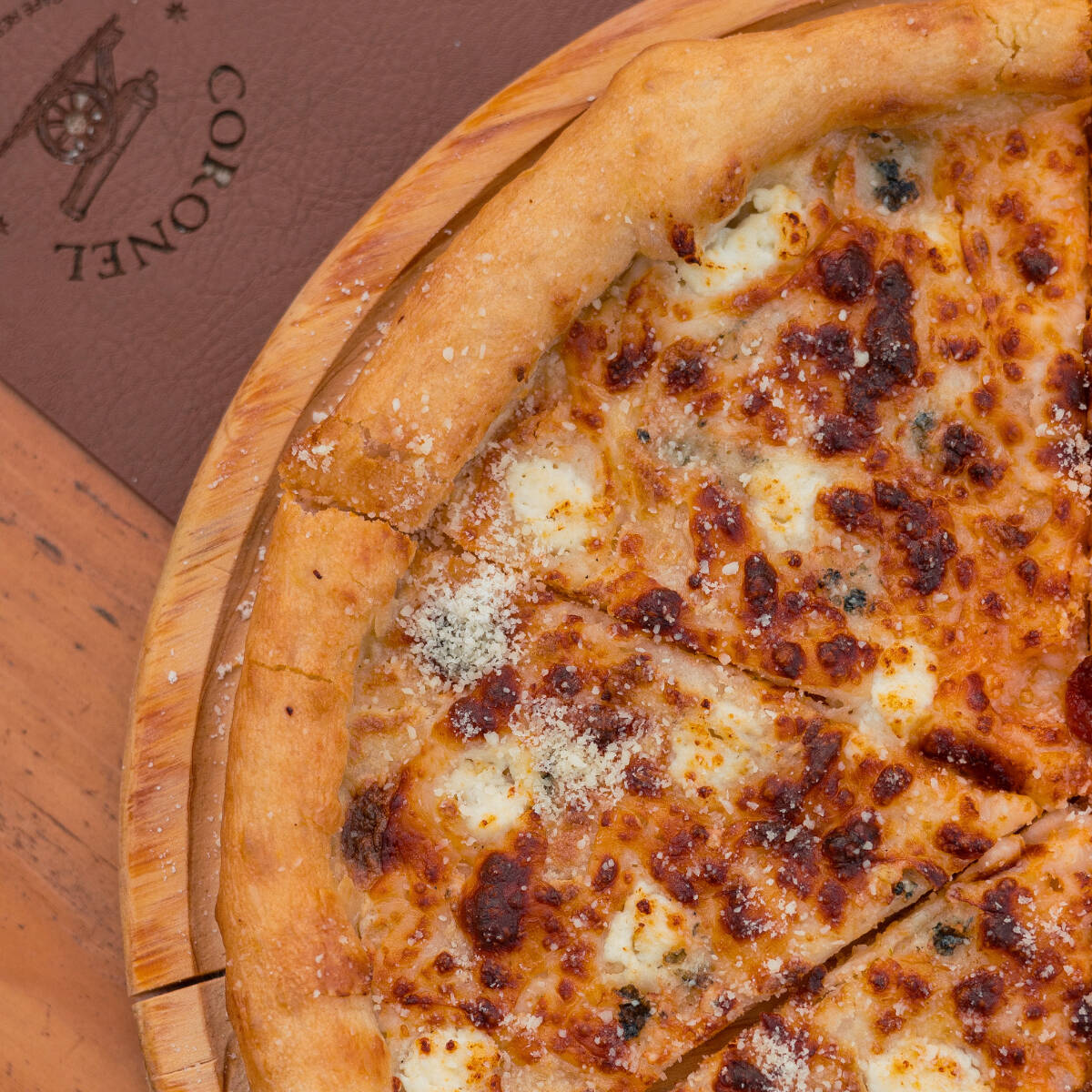Pizza Cuatro Quesos
