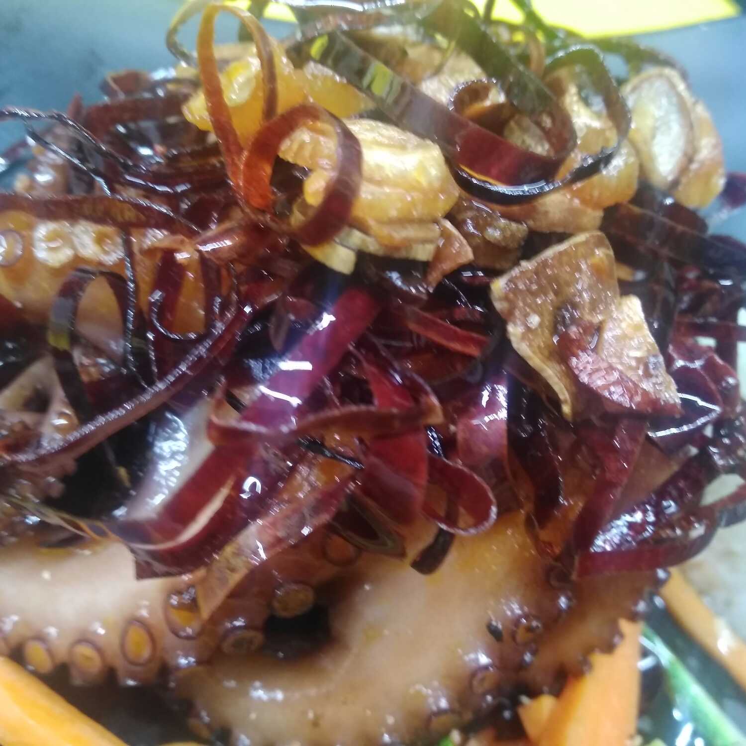 Pulpo al Ajillo