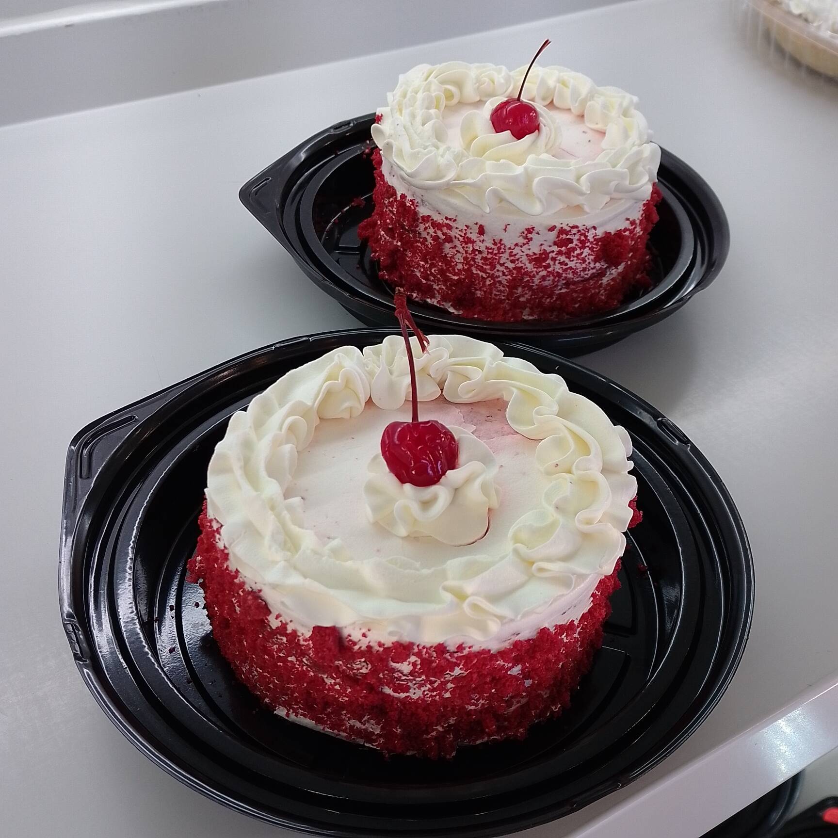 Pastel Chico Red Velvet