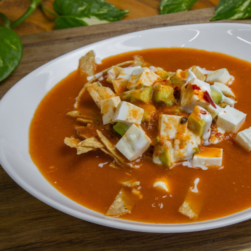 Combo Sopa Azteca + Agua Fresca 16oz