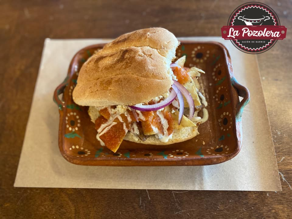Torta De Chilaquil Con Pollo