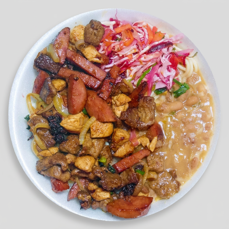 Calabresa, Carne, Frango, Cebola, acompanha Arroz, Salada e Farofa.